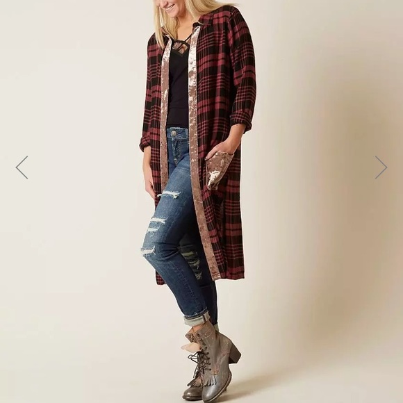 Gimmicks by BKE Plaid Duster Cardigan w/ Velour Details - Picture 1 of 6
